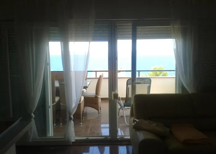Apartmani Svalina - Seaview And 130M From Beach