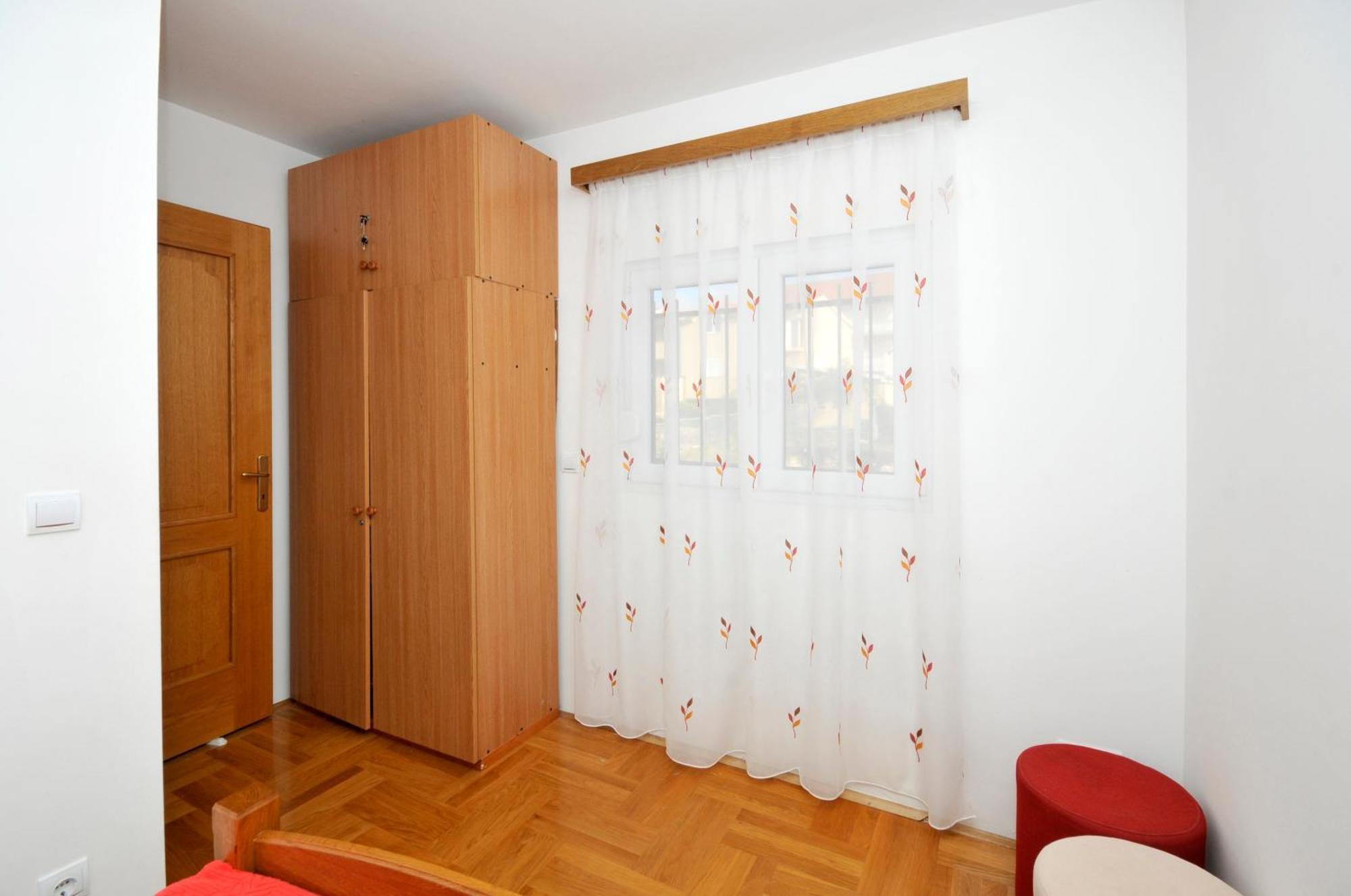 Svalina - Seaview And 130m From Apartment Trogir