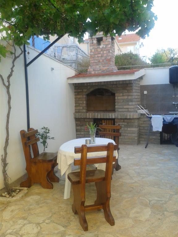 Svalina - Seaview And 130m From