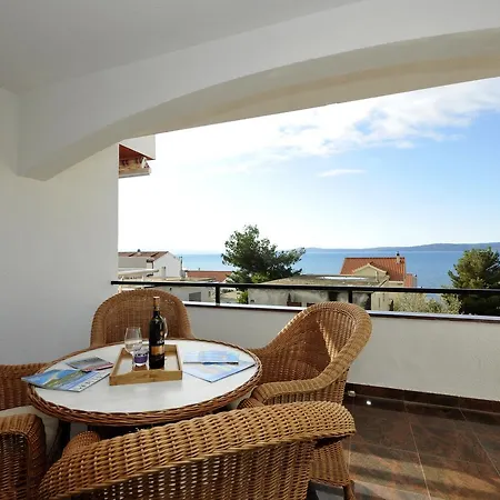 Apartmani Svalina - Seaview And 130M From Beach Trogir Exterior photo